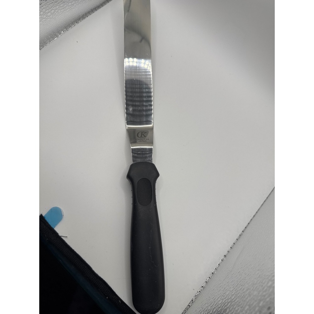 CK Stainless Japan Offset Icing Spatula Black Handle 10.75 Inch Cake Decorating